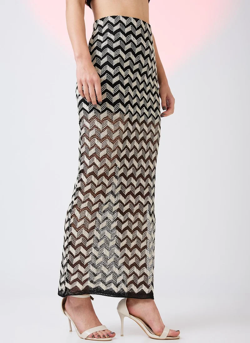 globus Globus Women Chevron Pattern Crochet Mid Rise Side Slit Pencil Maxi Skirt